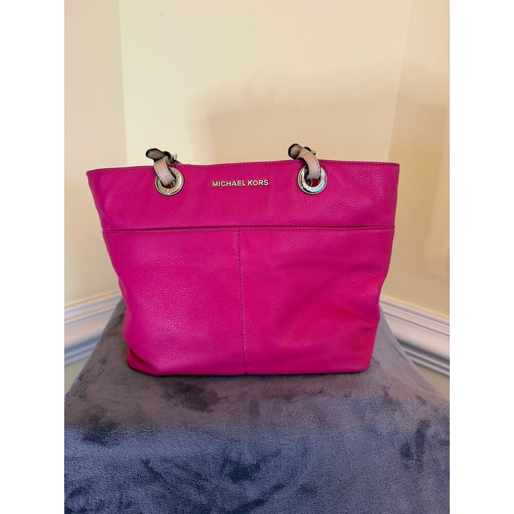 Michael Kors Bedford Tote *well-loved*